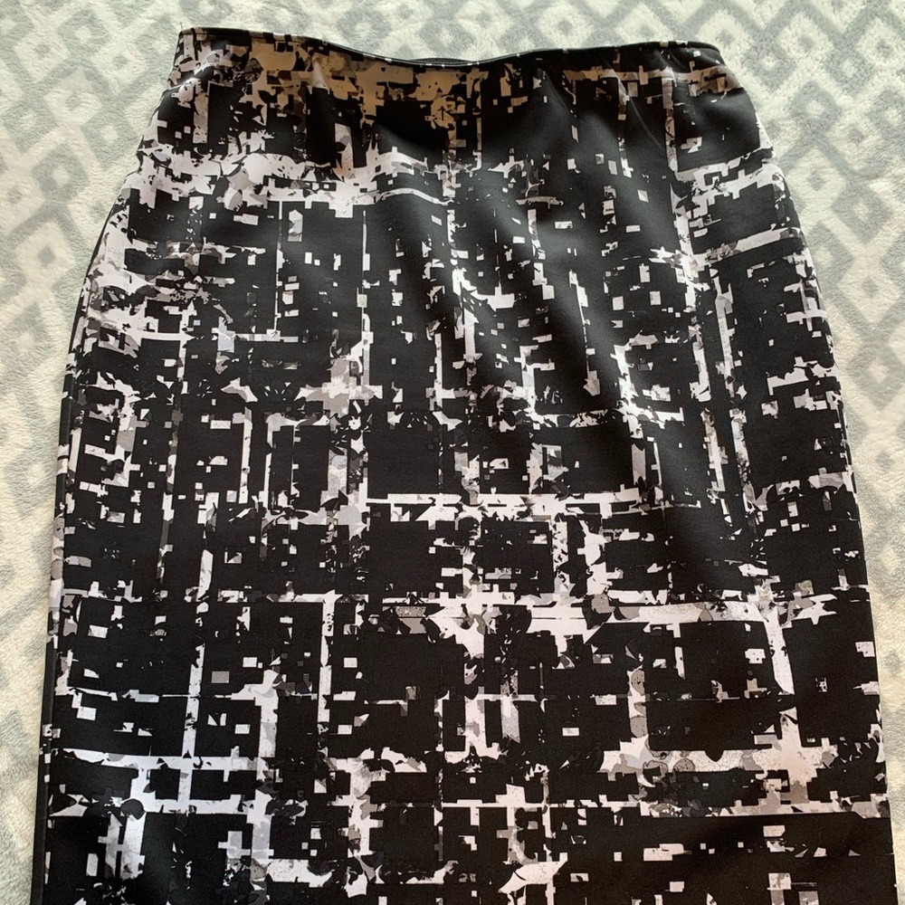 Comfortable Pencil Skirt